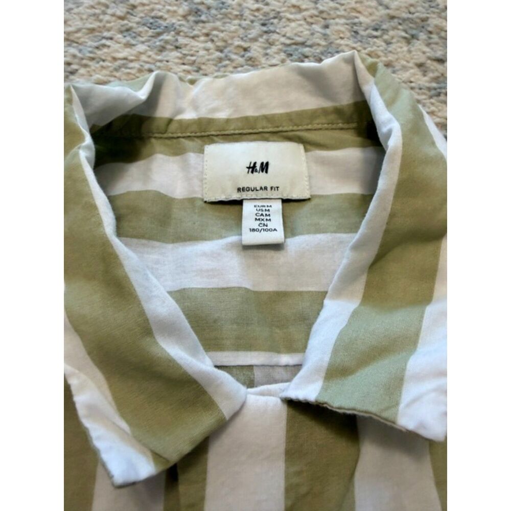 Men's Medium H&M green and white striped resort shirt